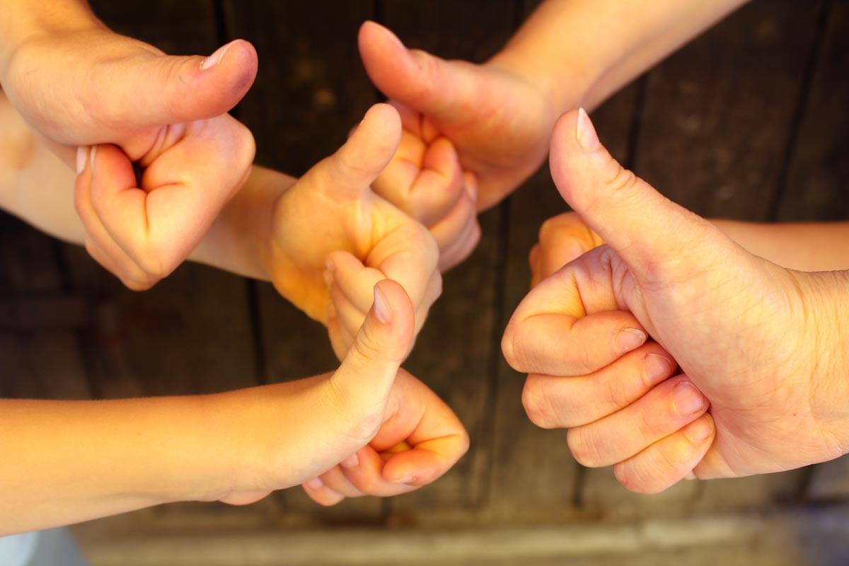 Personalkompetenz Daumen hoch Personalkompetenz